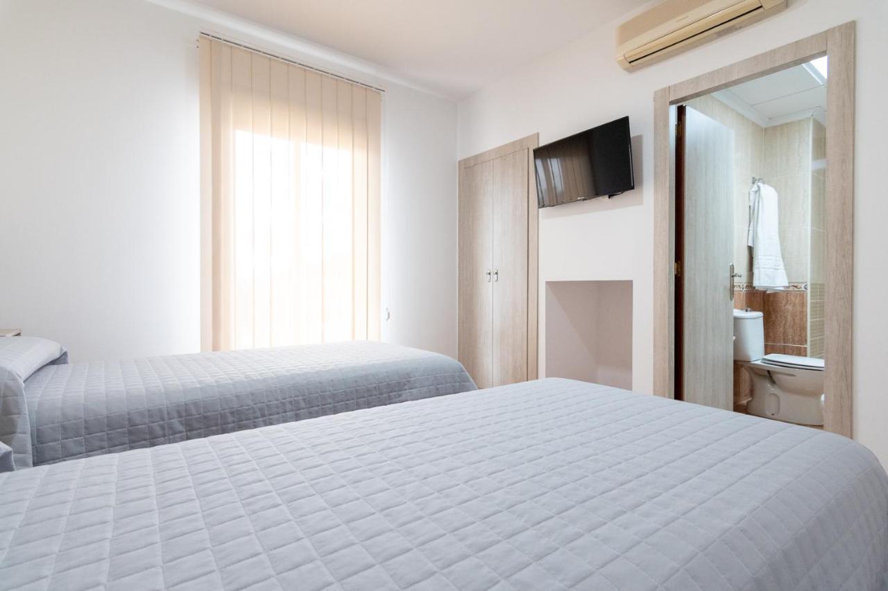 Hostal Vinuela San Pedro de Merida Ngoại thất bức ảnh