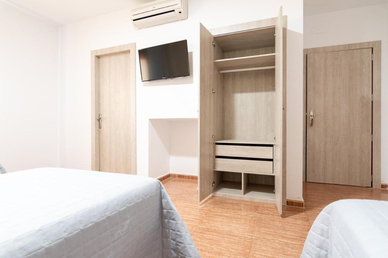 Hostal Vinuela San Pedro de Merida Ngoại thất bức ảnh