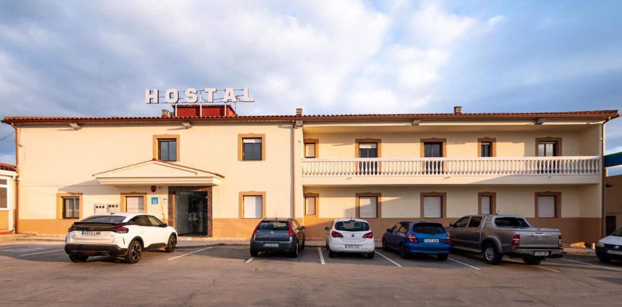 Hostal Vinuela San Pedro de Merida Ngoại thất bức ảnh