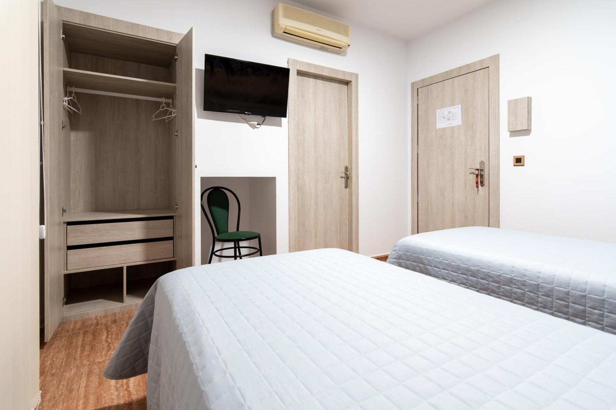 Hostal Vinuela San Pedro de Merida Ngoại thất bức ảnh